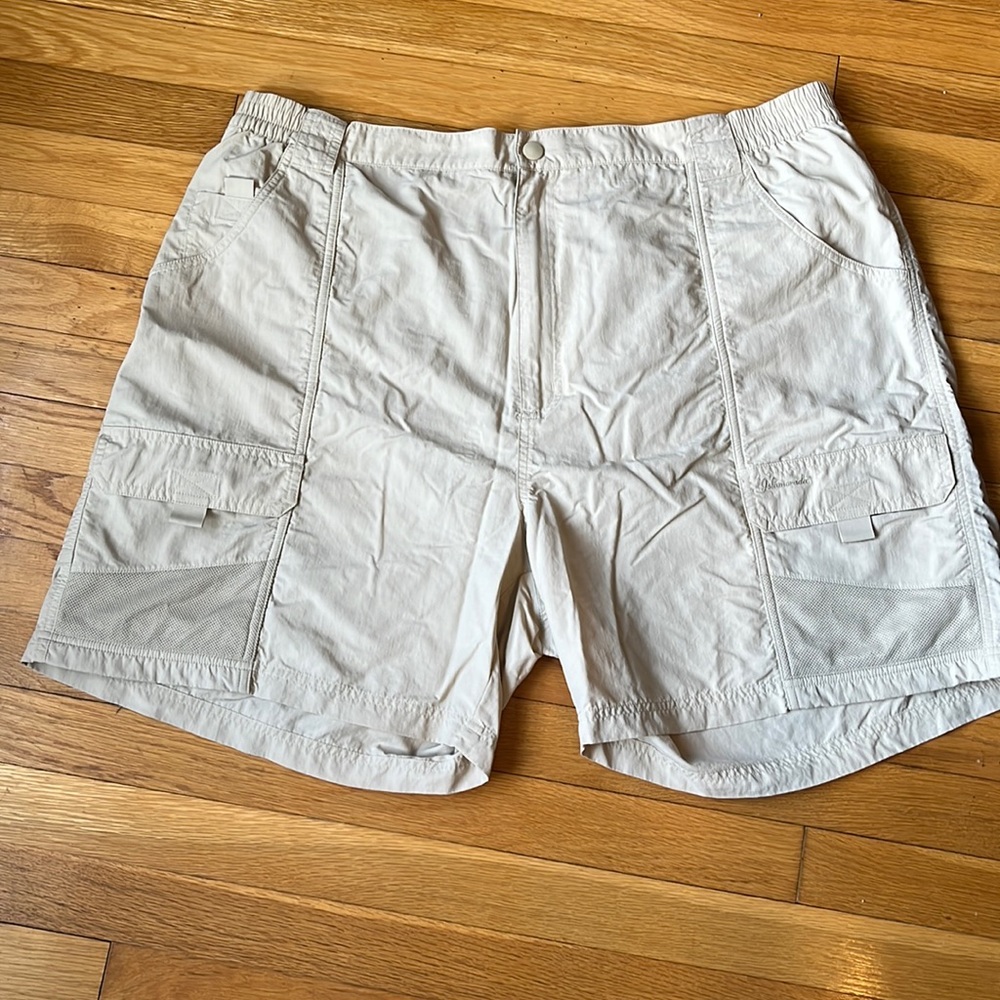 Mens lined cargo shorts